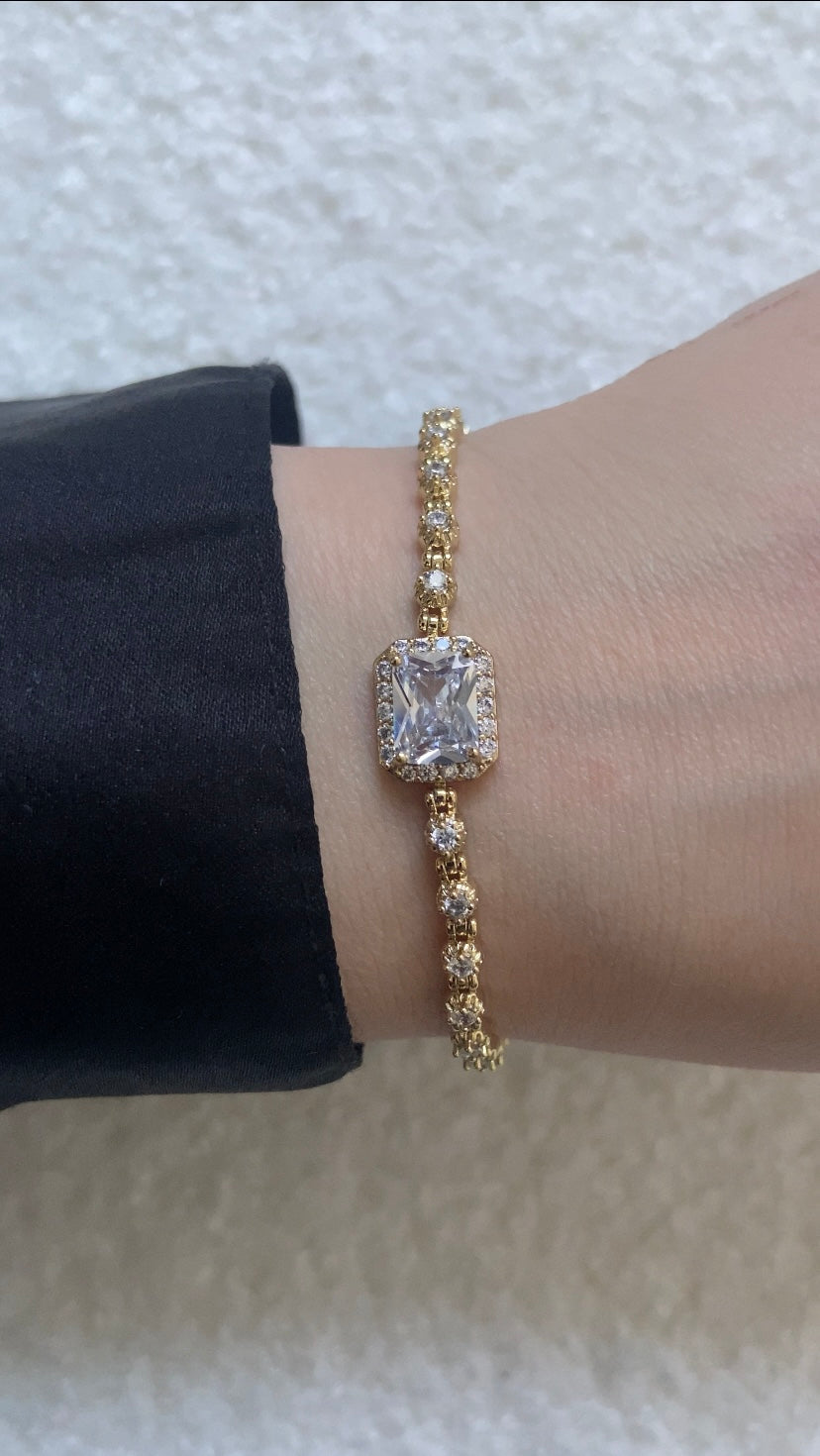 Regina Bracelet