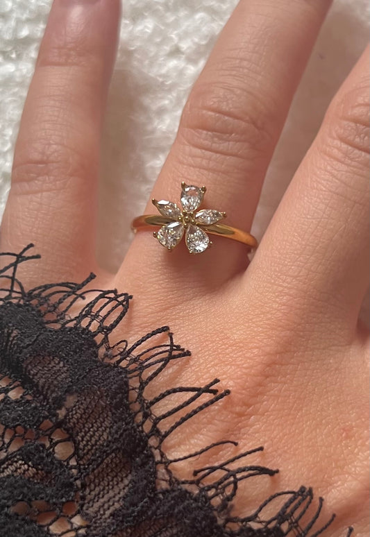 Elara Bloom Ring
