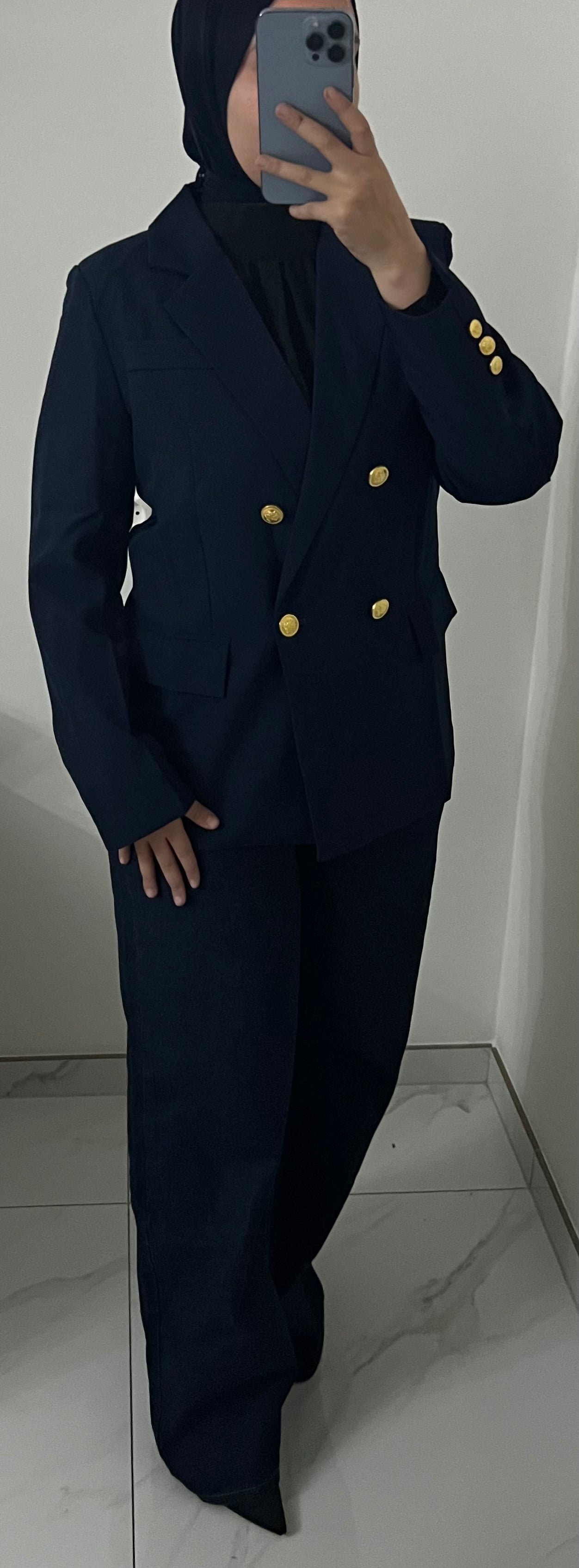 Safiya Navy Blazer