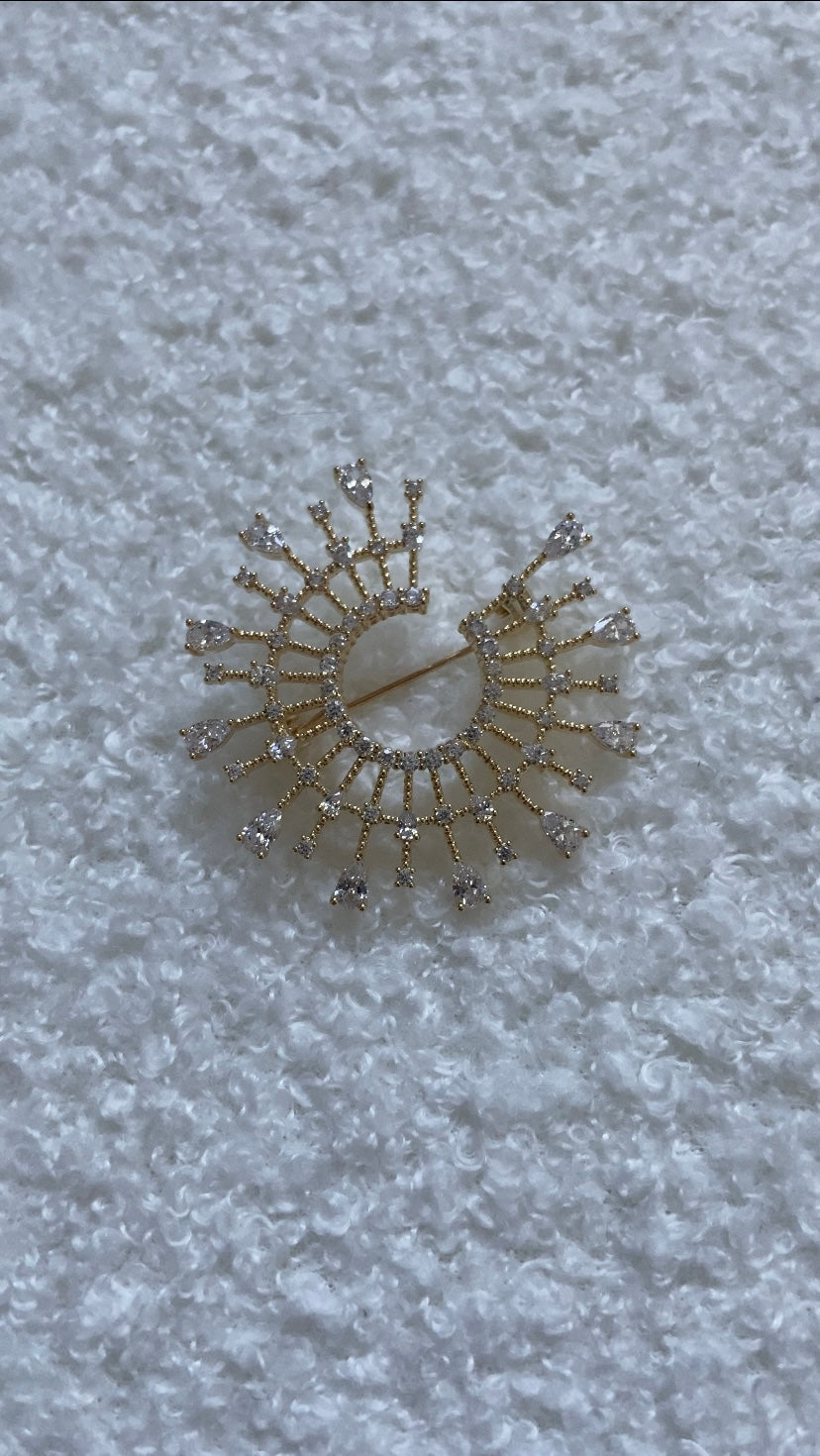 Glam Brooch