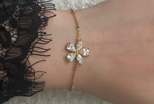 Elara Bloom bracelet